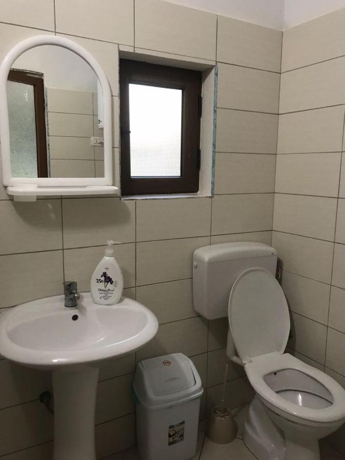 ולבונה Guest House Ledio מראה חיצוני תמונה